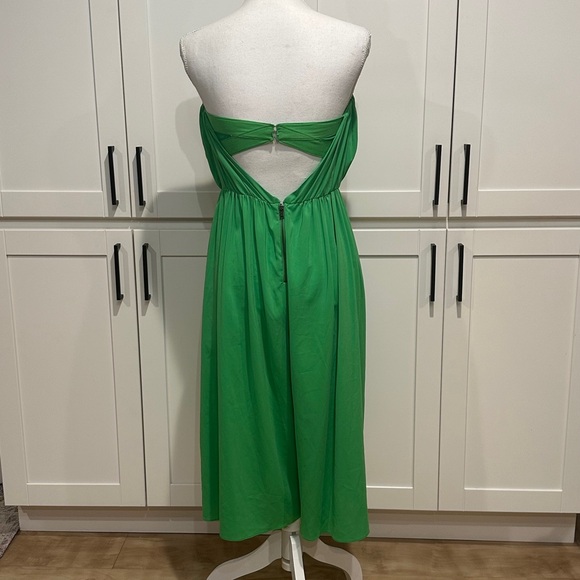 Vintage Alice + Olivia green sleeveless cropped romper  silk size Medium - Picture 2 of 10